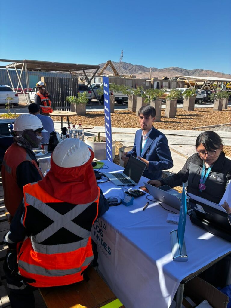 Feria de beneficios Servilinares 6